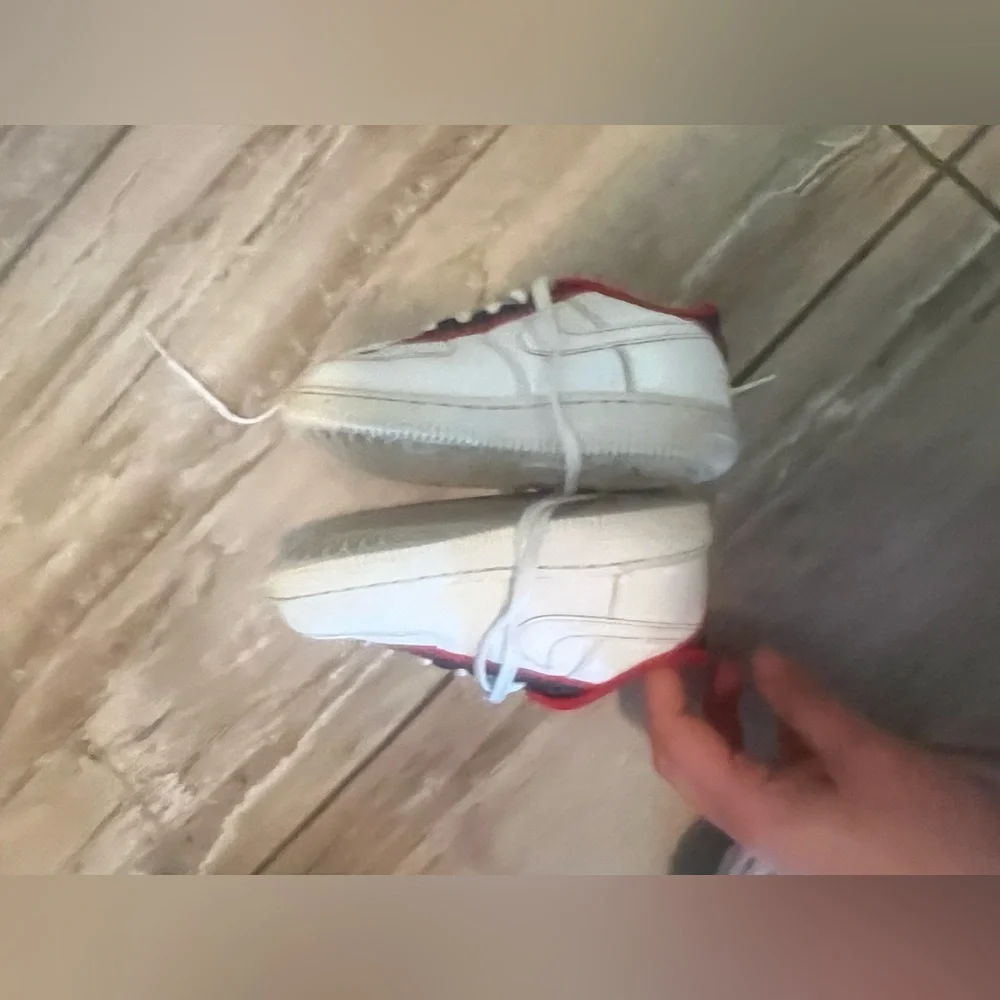 Nike Air Force 1’s Toddler - Picture 6 of 9